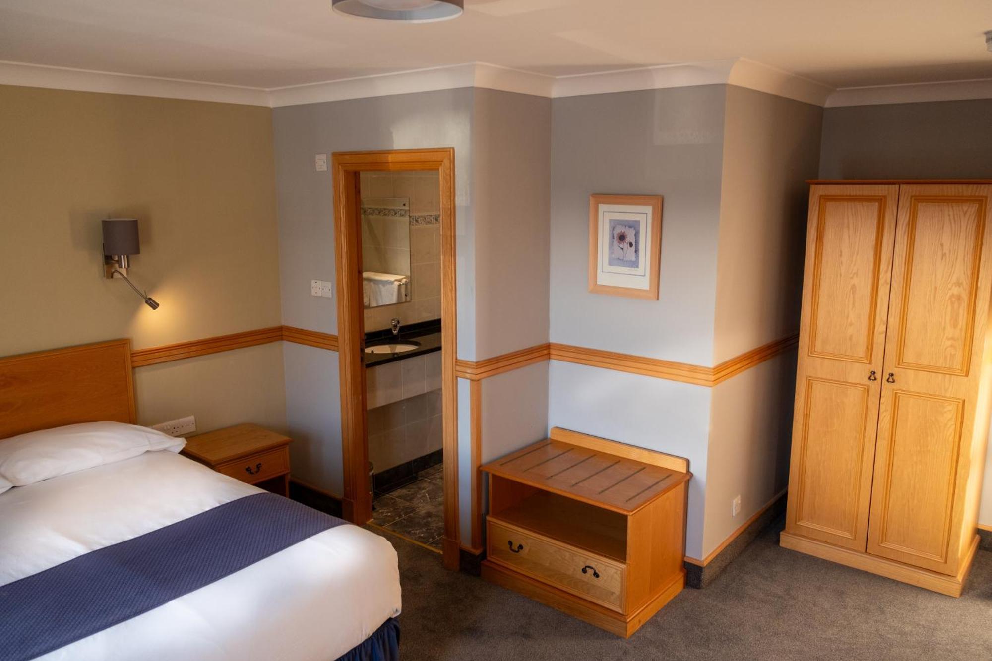 Station Hotel Ellon Esterno foto